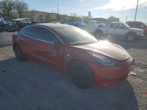 2019 TESLA MODEL 3 VIN 5YJ3E1EA2KF308815 фото 4