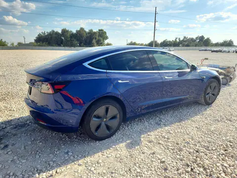 2019 Tesla Model 3 VIN 5YJ3E1EBXKF464884 фото 3