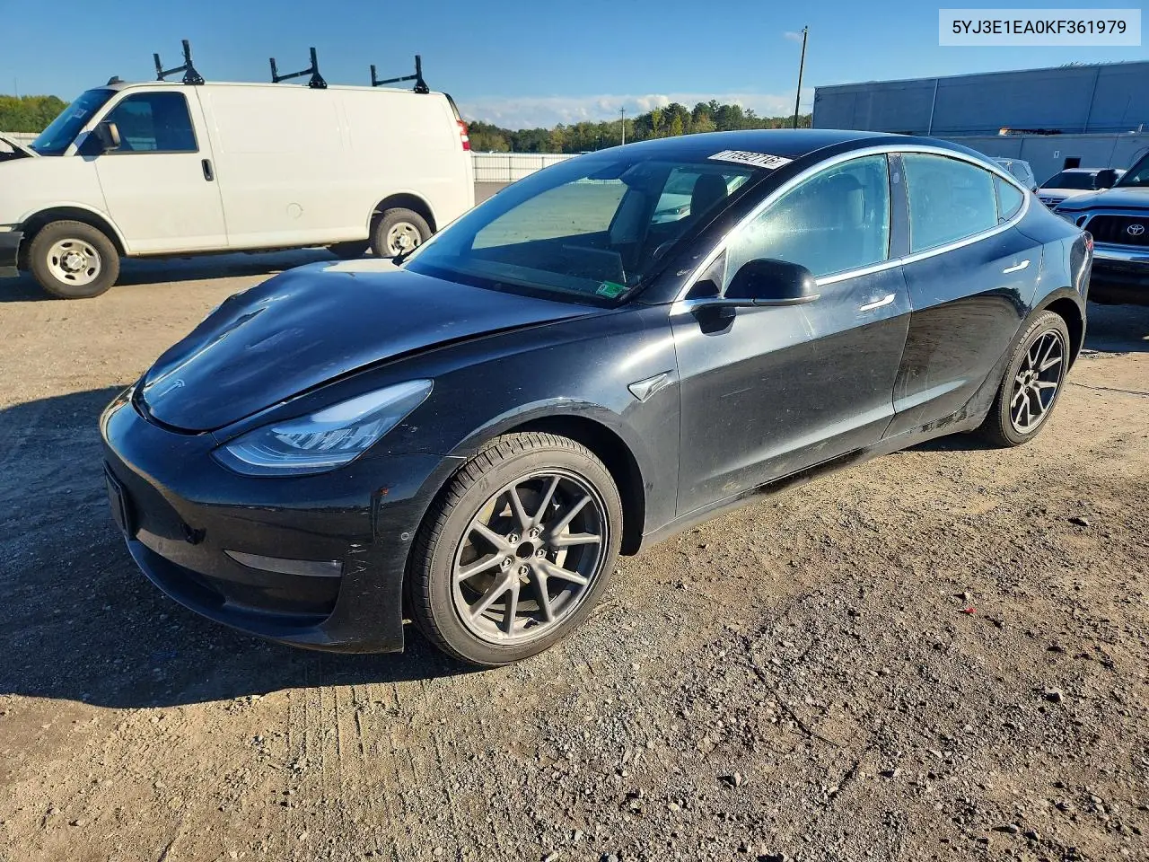 2019 Tesla Model 3 VIN 5YJ3E1EA0KF361979 фото 1