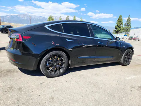 2019 Tesla Model 3 VIN 5YJ3E1EA4KF193098 фото 3