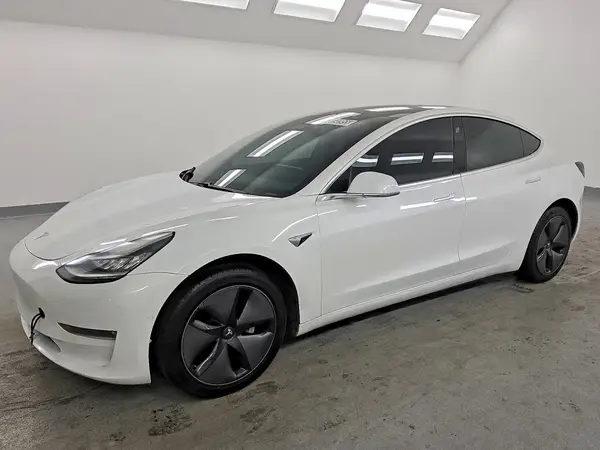 5YJ3E1EA3KF328328 — 2019 Tesla Model 3, Естественный износ (Normal Wear), фото до ремонта