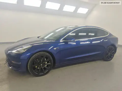 5YJ3E1EA3KF357697 — 2019 Tesla Model 3, Естественный износ, фото до ремонта