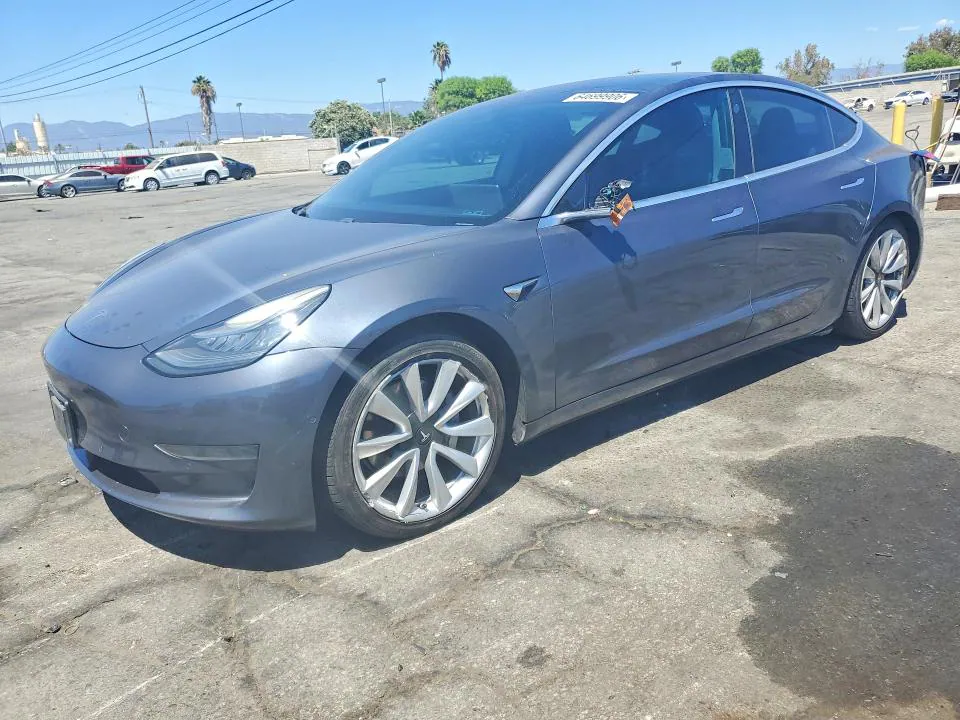 2020 Tesla MODEL 3 VIN 5YJ3E1EA8LF598494 фото 1