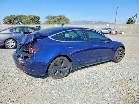 5YJ3E1EA0LF803712 — 2020 Tesla Model 3, фото 3 с аукциона Copart 29.09.2026, Задняя часть