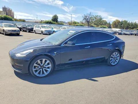 5YJ3E1EB8LF666396 — 2020 Tesla Model 3, Задняя часть (Rear End), фото до ремонта
