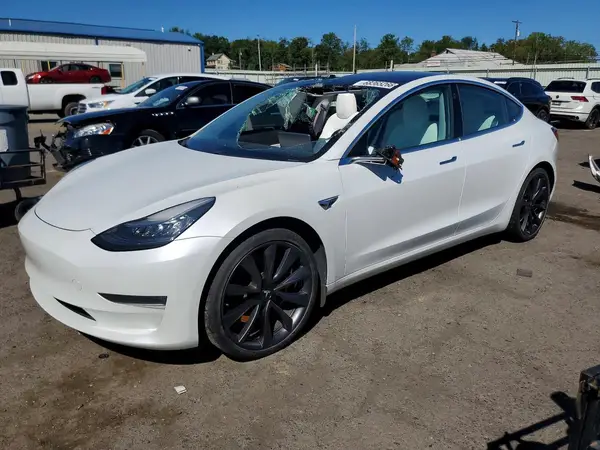 5YJ3E1EC7LF624729 — 2020 Tesla Model 3, Вандализм (Vandalism), фото до ремонта