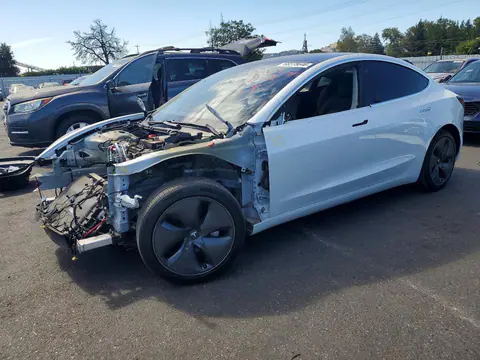 5YJ3E1EA6LF804539 — 2020 Tesla Model 3, Передняя часть (Front End), фото до ремонта