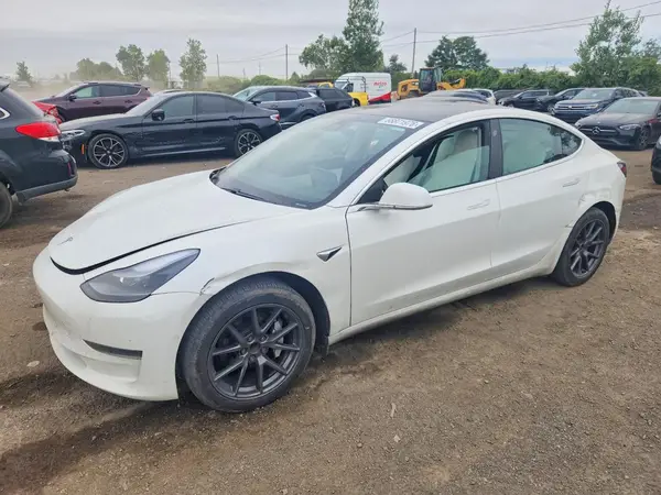 5YJ3E1EA9LF722076 — 2020 Tesla Model 3, Боковая часть (Side), фото до ремонта