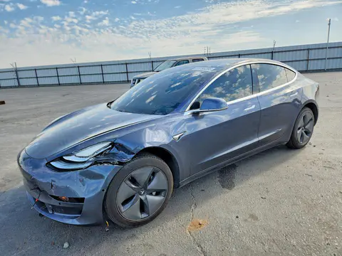 5YJ3E1EA9LF631681 — 2020 Tesla Model 3, Передняя часть (Front End), фото до ремонта
