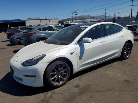 5YJ3E1EA0LF660048 — 2020 Tesla Model 3, Передняя часть (Front End), фото до ремонта