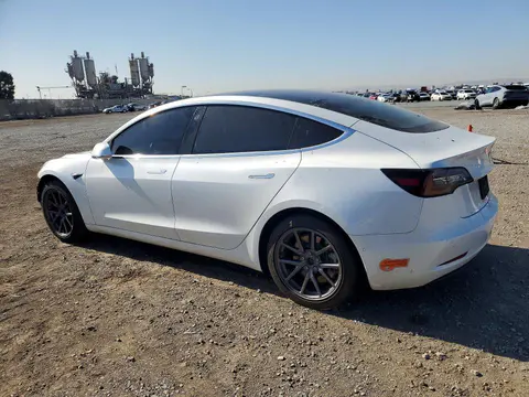 2020 Tesla MODEL 3 VIN 5YJ3E1EA2LF590553 фото 2