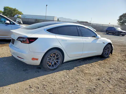 2020 Tesla MODEL 3 VIN 5YJ3E1EA2LF590553 фото 3