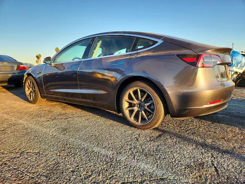 2020 Tesla MODEL 3 VIN 5YJ3E1EBXLF649583 фото 2