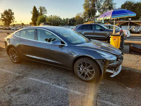 2020 Tesla MODEL 3 VIN 5YJ3E1EBXLF649583 фото 4
