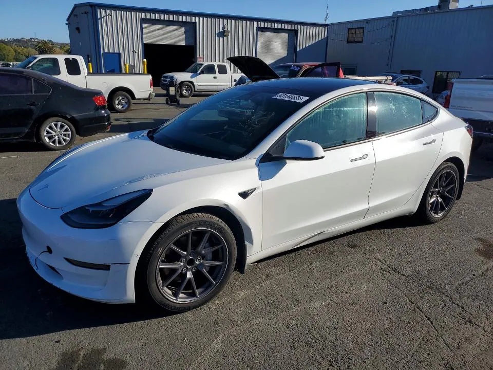 2021 Tesla MODEL 3 VIN 5YJ3E1EA2MF051643 фото 1