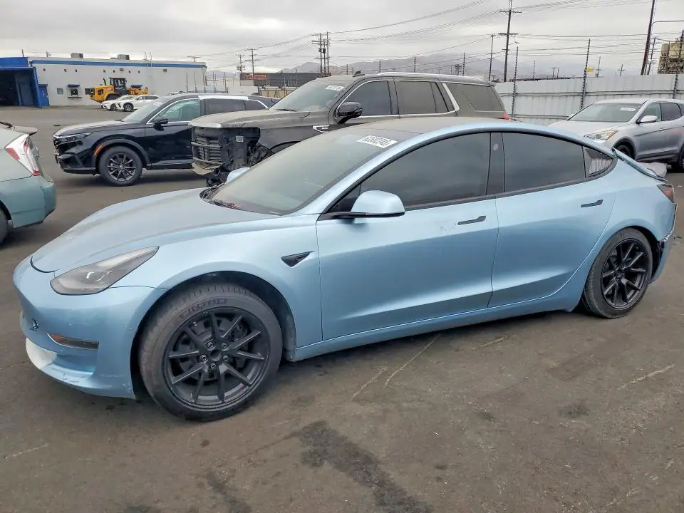 5YJ3E1EA6MF099114 Tesla Model 3 2021 — повреждение Задняя часть, фото до ремонта