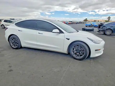 2021 Tesla MODEL 3 VIN 5YJ3E1EBXMF995540 фото 4