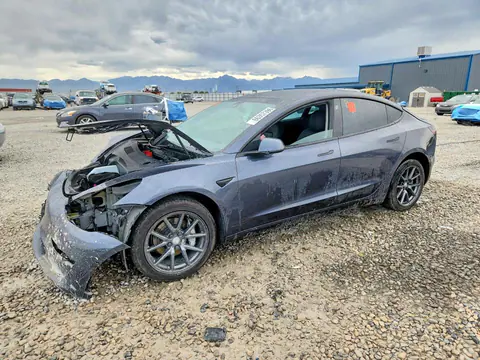 5YJ3E1EB9MF869377 — 2021 Tesla Model 3, Передняя часть (Front End), фото до ремонта