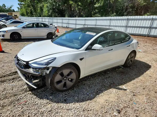5YJ3E1EA3MF042241 — 2021 Tesla Model 3, Передняя часть (Front End), фото до ремонта