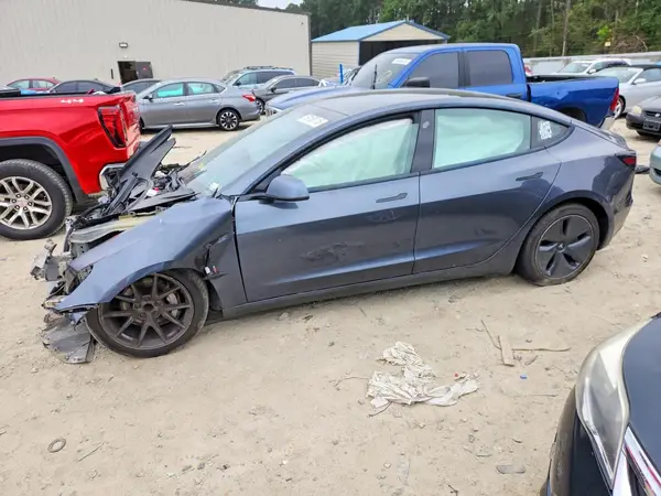 5YJ3E1EA5MF911468 — 2021 Tesla Model 3, Передняя часть (Front End), фото до ремонта