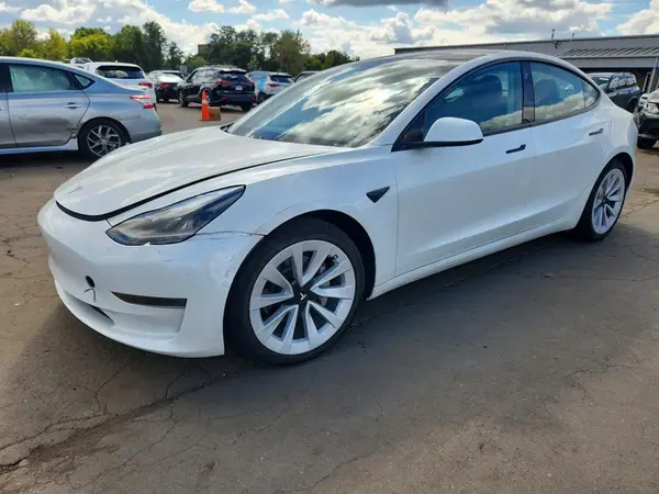 5YJ3E1EA3MF928558 — 2021 Tesla Model 3, Подтопление (Water/Flood), фото до ремонта
