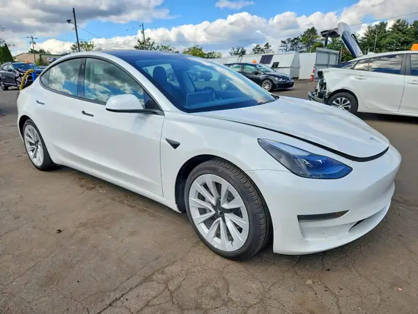5YJ3E1EA3MF928558 — 2021 Tesla Model 3, фото 4 с аукциона Copart, Подтопление