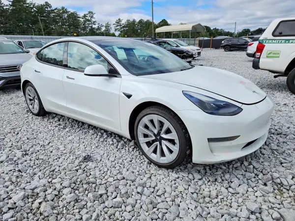 5YJ3E1EA5MF917089 — 2021 Tesla Model 3, фото 4 с аукциона Copart, Передняя часть