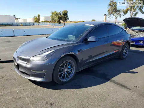 5YJ3E1EA1MF007259 — 2021 Tesla Model 3, Передняя часть, фото до ремонта
