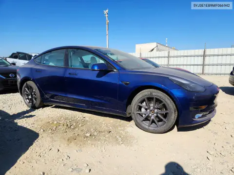 2021 Tesla Model 3 VIN 5YJ3E1EB9MF066942 фото 4