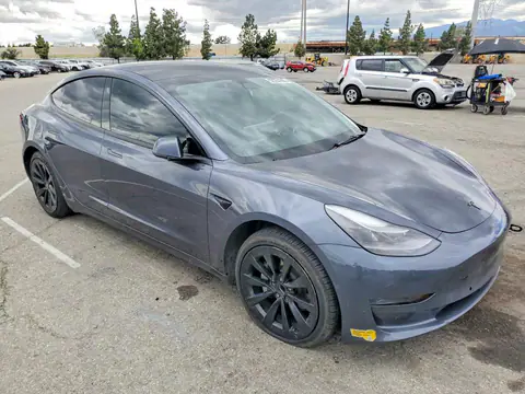 5YJ3E1EAXNF297616 — 2022 Tesla Model 3, фото 4 с аукциона Copart 29.09.2026, Повреждения снизу