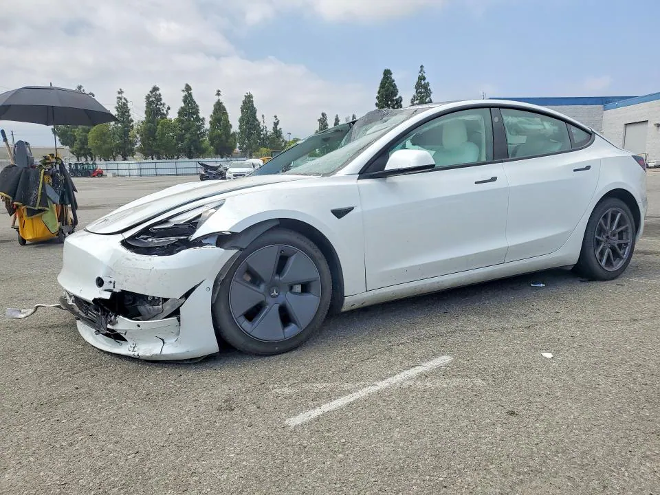 2022 Tesla MODEL 3 VIN 5YJ3E1EB3NF131768 фото 1