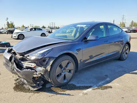 5YJ3E1EA4NF336359 — 2022 Tesla Model 3, Передняя часть (Front End), фото до ремонта