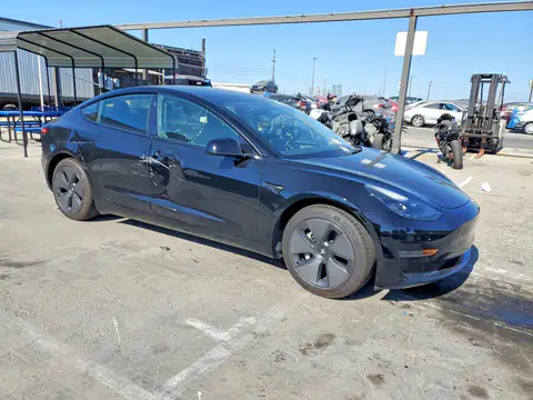 5YJ3E1EA9NF123732 — 2022 Tesla Model 3, фото 4 с аукциона Copart 14.10.2026, Боковая часть