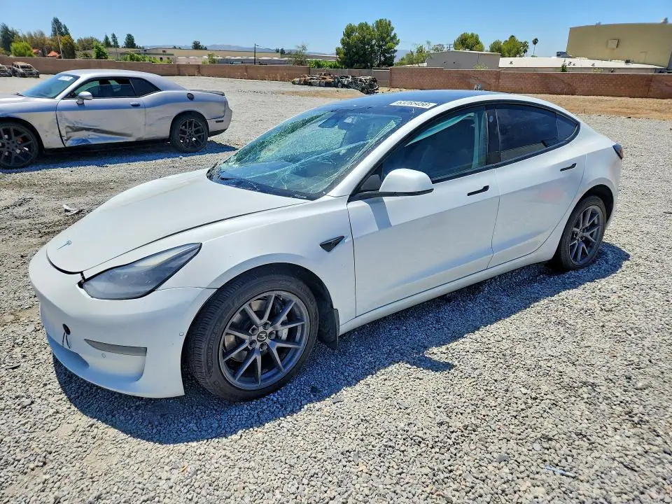 5YJ3E1EB0NF197131 Tesla Model 3 2022 — повреждение Передняя часть, фото до ремонта