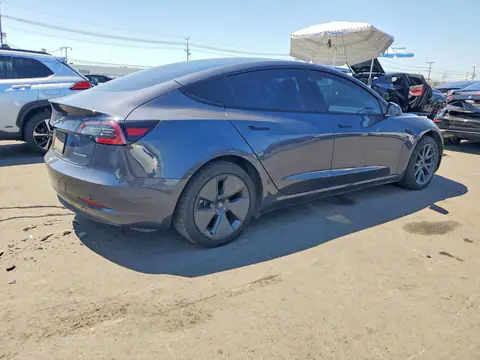 5YJ3E1EB8NF180268 — 2022 Tesla Model 3, фото 3 с аукциона Copart 14.10.2026, Боковая часть