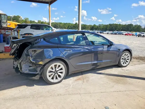 5YJ3E1EA2NF370039 — 2022 Tesla Model 3, фото 3 с аукциона Copart 29.09.2026, Задняя часть