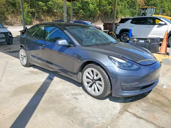 5YJ3E1EA2NF370039 — 2022 Tesla Model 3, фото 4 с аукциона Copart 29.09.2026, Задняя часть