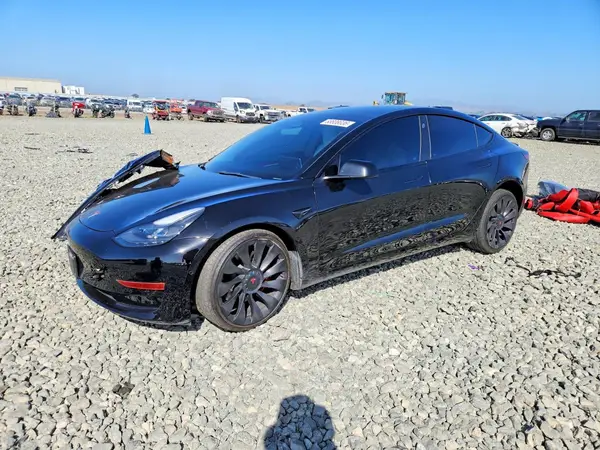 5YJ3E1EC1NF162512 — 2022 Tesla Model 3, Передняя часть (Front End), фото до ремонта