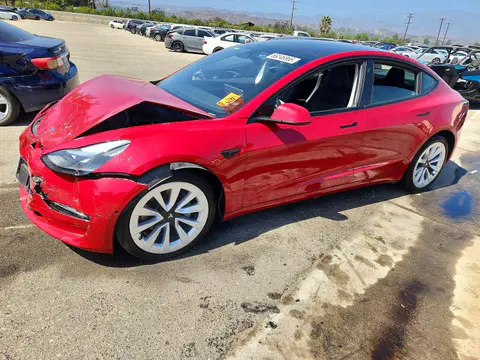 5YJ3E1EB1NF270698 — 2022 Tesla Model 3, Передняя часть (Front End), фото до ремонта