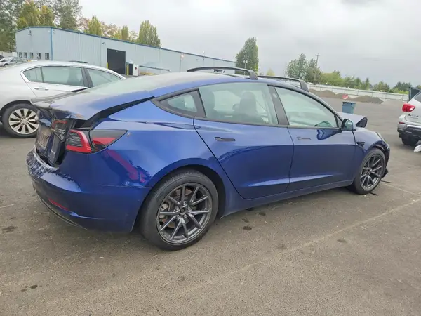 5YJ3E1EB0NF178157 — 2022 Tesla Model 3, фото 3 с аукциона Copart, Передняя часть