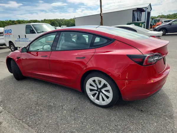 5YJ3E1EA0NF290786 — 2022 Tesla Model 3, фото 2 с аукциона Copart 28.09.2026, Передняя часть