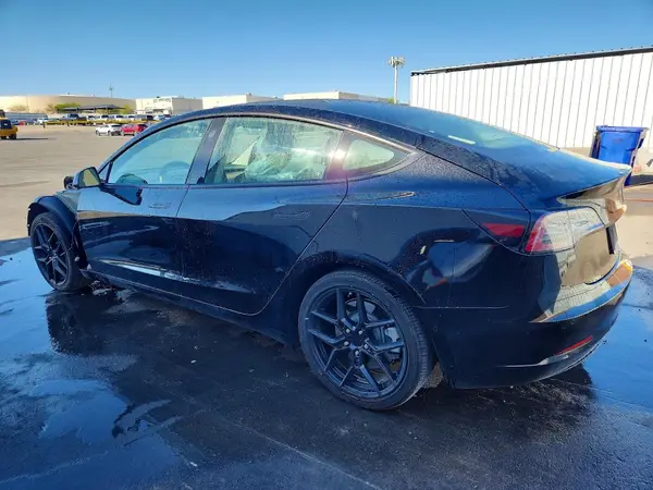 5YJ3E1EA3NF368767 — 2022 Tesla Model 3, фото 2 с аукциона Copart 28.09.2026, Передняя часть