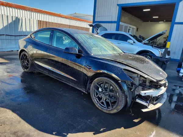 5YJ3E1EA3NF368767 — 2022 Tesla Model 3, фото 4 с аукциона Copart 28.09.2026, Передняя часть