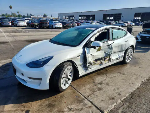 5YJ3E1EAXNF304550 — 2022 Tesla Model 3, Боковая часть (Side), фото до ремонта