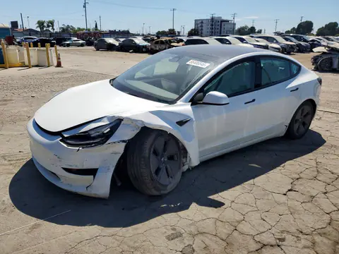 5YJ3E1EA3PF513227 — 2023 Tesla Model 3, Передняя часть (Front End), фото до ремонта