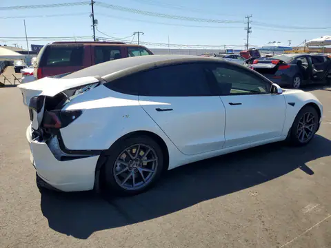 5YJ3E1EA0PF595742 — 2023 Tesla Model 3, фото 3 с аукциона Copart 14.10.2026, Задняя часть