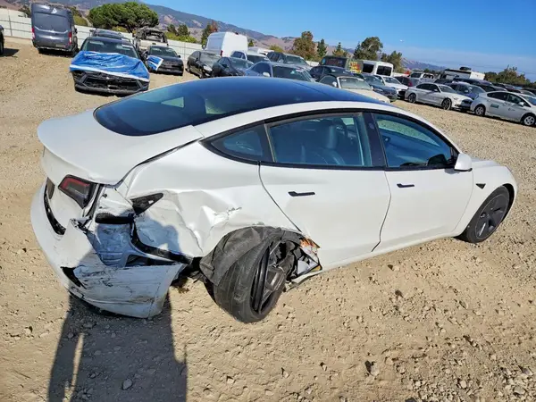 5YJ3E1EA1PF609289 — 2023 Tesla Model 3, фото 3 с аукциона Copart, Задняя часть