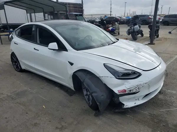 5YJ3E1EA9PF518142 — 2023 Tesla Model 3, фото 4 с аукциона Copart, Задняя часть