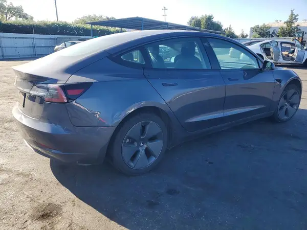 2023 TESLA MODEL 3 VIN 5YJ3E1EA6PF463097 фото 3