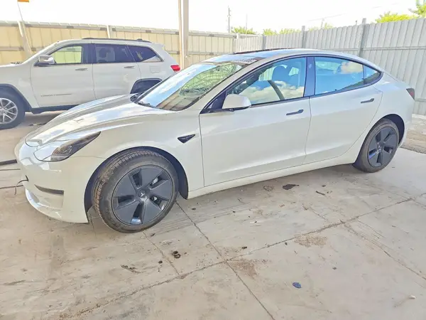5YJ3E1EA4PF400192 — 2023 Tesla Model 3, Крыша (Top/Roof), фото до ремонта